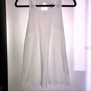White tank